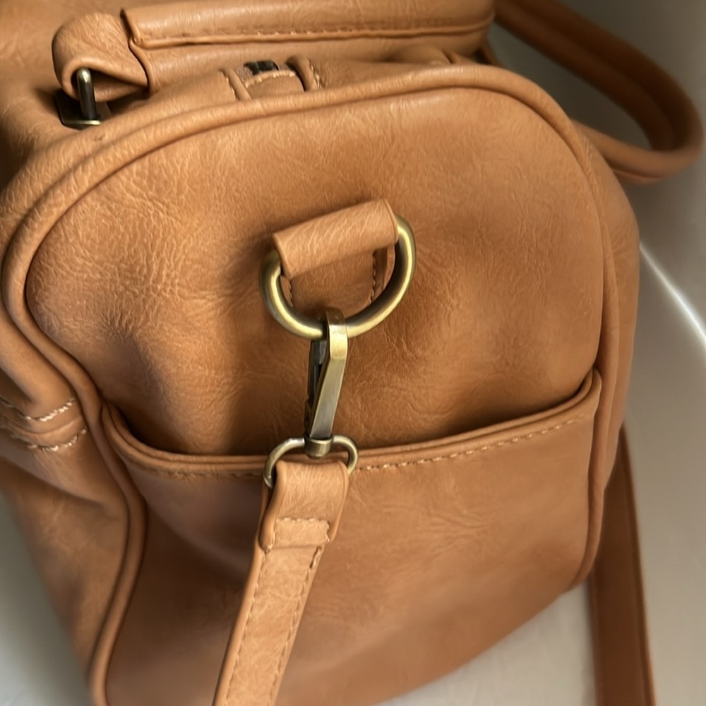 Antik Kraft Vegan Leather Satchel, camel w/retro print fabric lining. - Picture 3 of 9